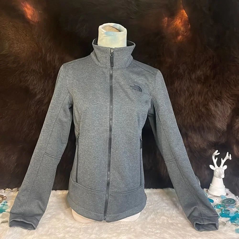 The North Face jacket S (1700)